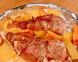 Hình bước làm 3 của món Món Pháp - Cá Thầy Tu Bọc Bacon Nướng Lá Thơm