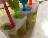 Foto del paso 6 de la receta: Paletas heladas de frutas 🌈🌈🌈☀️☀️☀️🥝🍍🍐🍏🍋🍒
