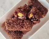 Foto langkah ke 5 dari resep Risol Coklat Pisang Keju.