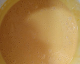 Foto del paso 3 de la receta: Bizcocho con flan de sobre