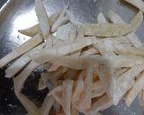 A picture of step 1 of Honey Chili Potato.