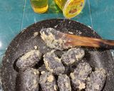 Foto langkah ke 7 dari resep Gemblong Ketan Hitam.