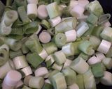 Tárkonyos csirkeragu kókusztejszínnel - mindenmentes recept fázis 1 fotója