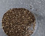 Foto langkah ke 1 dari resep Melon chiaseed milk.