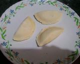 A picture of step 5 of Suji mawa gujia.
