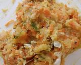 A picture of step 4 of Mix vegetable paratha.