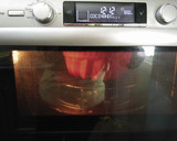 Foto del paso 5 de la receta: Flan de galletas maría al microondas