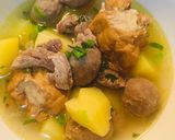 Foto langkah ke 5 dari resep Sop TASO (tahu Bakso), Daging Sapi, Bakso + Kentang.