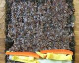 Hình bước làm 3 của món Kimbap Gạo Lứt