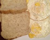 Foto langkah ke 3 dari resep 🍞Sandwich Roti Gandum🍅🥬🧀🍳.