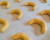 Vaníliás kifli recept fázis 4 fotója