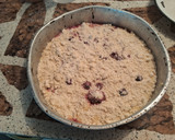 Foto del paso 7 de la receta: Torta de frutos rojos con crumble de coco