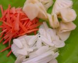 Foto langkah ke 2 dari resep Udang asam manis.