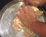 A picture of step 3 of Italian pan pizza.