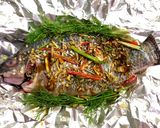Hình bước làm 2 của món Rô phi hấp xì dầu