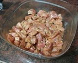 Foto del paso 2 de la receta: Palomitas de cerdo adobado en salsa de almendras y papas fritas