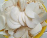 Foto langkah ke 1 dari resep Keripik Singkong Pedas Manis.