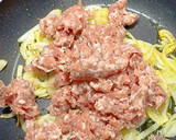 Foto del paso 6 de la receta: Bocadillo de butifarra esparracada con pisto