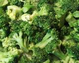 Chicken Mozzarella with Broccoli recipe step 7 photo