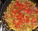 Foto del paso 2 de la receta Tortilla con pimientos del piquillo y chorizo #platounico