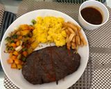 Foto langkah ke 5 dari resep Beef steak with bbq sauce.