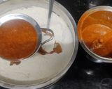 A picture of step 2 of Ribbon pakoda.