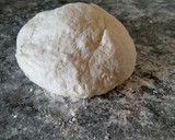 Foto del paso 2 de la receta: Pan indio (sin levadura y a la sartén 🤤)