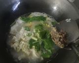 Foto langkah ke 4 dari resep Seblak sederhana..