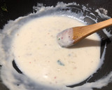 Foto del paso 4 de la receta: Espinacas a la crema con champiñones, jamón y huevo poché