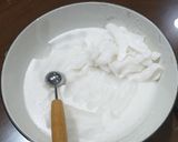 Foto langkah ke 4 dari resep Es Kelapa Muda Sintetis.