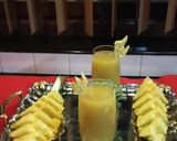 A picture of step 2 of Pineapple Ginger punch.