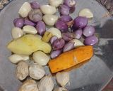 Foto langkah ke 1 dari resep Soto Ayam Bening.