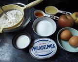 Foto del paso 1 de la receta: Muffins rellenos de manzanas y queso con Amaretto (18 unidades)