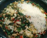 Foto del paso 5 de la receta Risotto de espinacas con champiñón y merluza