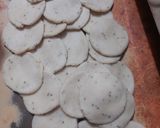 मठरी (Mathri recipe in hindi) रेसिपी चरण 3 फोटो