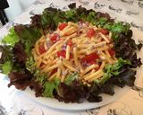 Une image de l'étape 8 de Salade de pâtes aux tomates,laitue tricolore et fleurs de ciboulette (sauce au melfor).