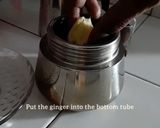 Foto langkah ke 1 dari resep Vietnamese egg coffee.