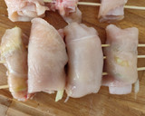 Foto del paso 2 de la receta: Brochetas de pollo y calabacín a la plancha