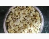 A picture of step 7 of Easy homemade popcorn.