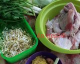 Foto langkah ke 2 dari resep 13.Soto Ayam bening.