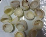 Foto del paso 4 de la receta: Huevos rellenos de verdura, ensangrentados 🕸️☠️👻