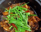 Hình bước làm 4 của món Ếch kho Singapore
