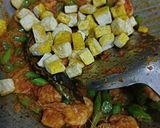 Foto langkah ke 3 dari resep Balado udang buncis tahu.