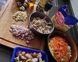 A picture of step 1 of Macaroni Sopas.