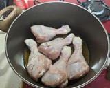 Foto del paso 3 de la receta: Pollo guisado con champiñones y patatas