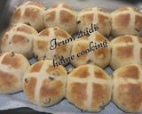 A picture of step 6 of 🥞☕Hot Cross Buns☕🥞.