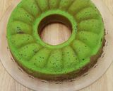 Foto langkah ke 7 dari resep Marble Cake Pak Sahak.