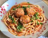 A picture of step 8 of Pork Meatballs in Tomato Sauce (Xiu Mai).