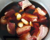 A picture of step 2 of Electric Cooker Braised Beef Brisket and Beef Noodle Soup.