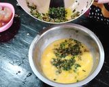 Foto langkah ke 3 dari resep Martabak telur teflon.